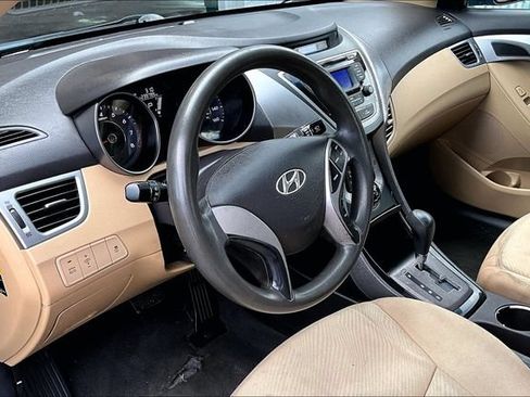 Used 2013 Hyundai Elantra GLS FWD image 12
