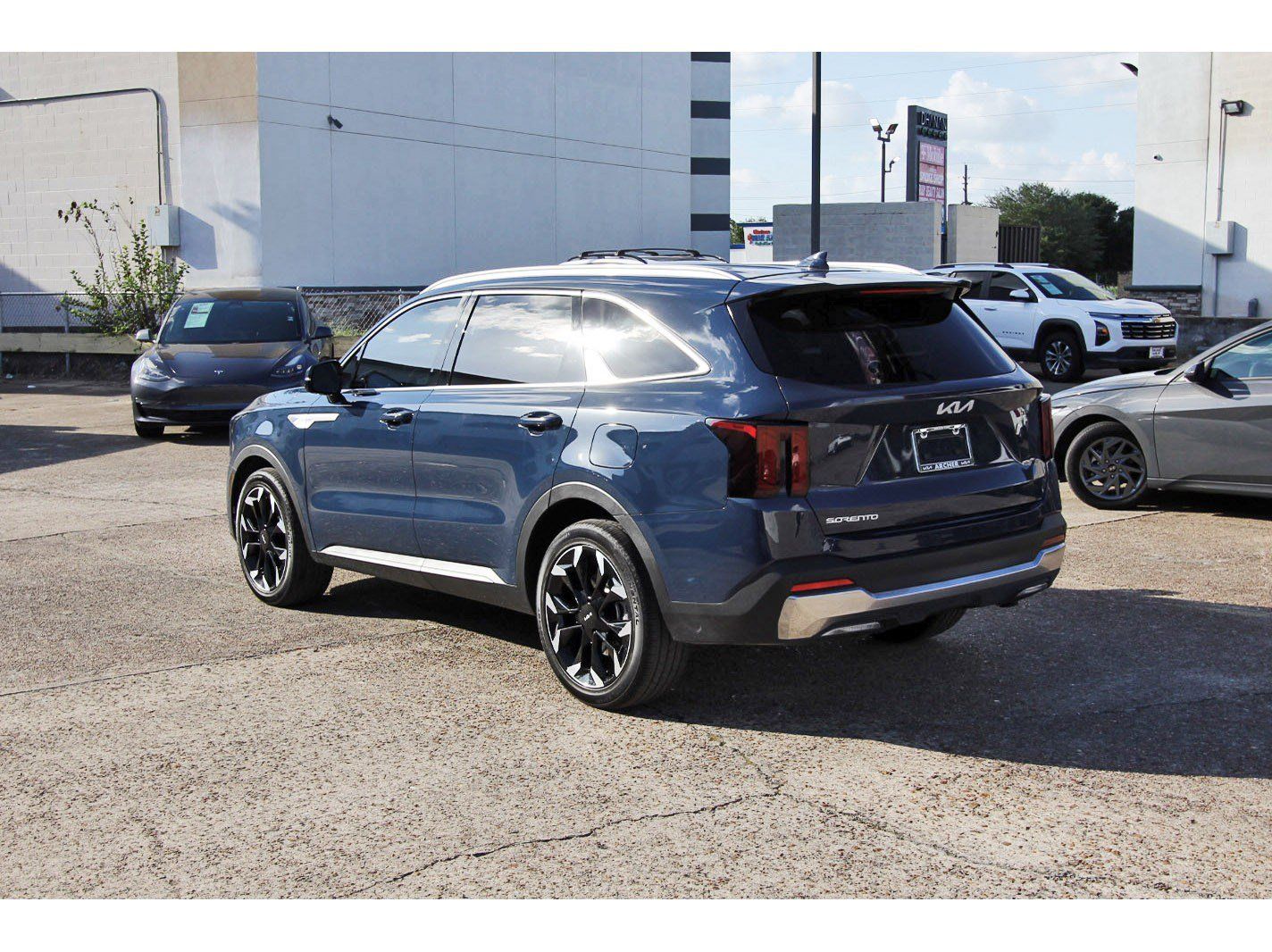 Certified 2026 Kia Sorento EX FWD image 5
