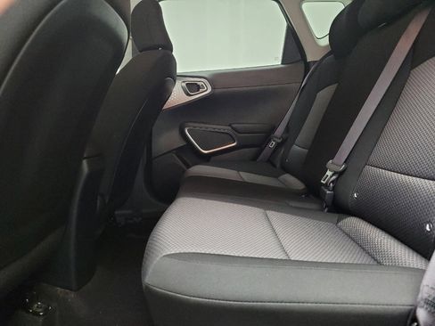 Used 2020 Kia Soul LX FWD image 18