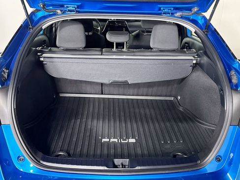 Used 2021 Toyota Prius LE AWD/4WD image 20