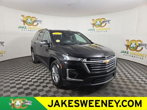 Certified 2023 Chevrolet Traverse LT w/ LPO, Floor Liner Package image 1