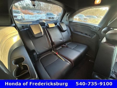 Certified 2024 Honda Odyssey Sport image 27