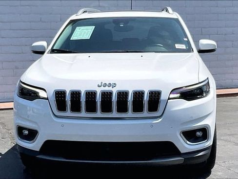 Used 2019 Jeep Cherokee Limited w/ Technology Group FWD image 2