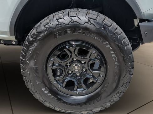 Used 2024 Ford Bronco Wildtrak AWD/4WD image 7