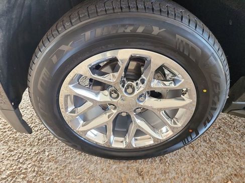 Used 2019 Chevrolet Tahoe LT image 43