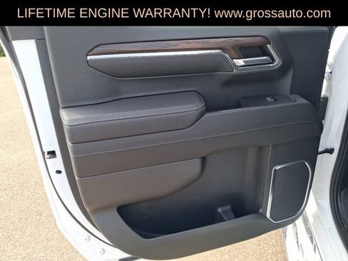 Used 2023 GMC Sierra 1500 SLT w/ SLT Convenience Package AWD/4WD image 22