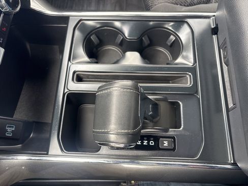 Used 2023 Ford F150 XLT image 28