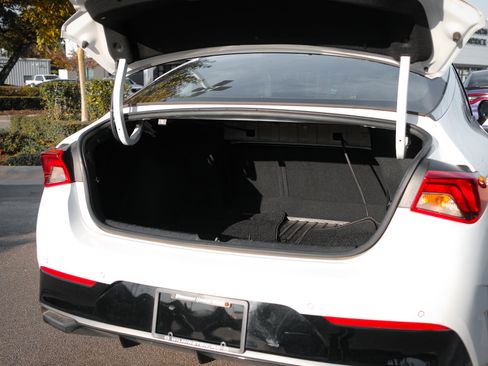 Used 2022 Kia K5 EX image 32