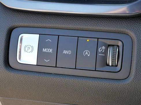 New 2026 GMC Acadia AT4 w/ Luxury Package AWD/4WD image 45