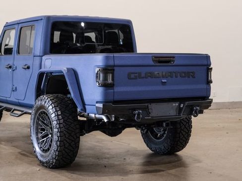Used 2025 Jeep Gladiator Sport AWD/4WD image 50