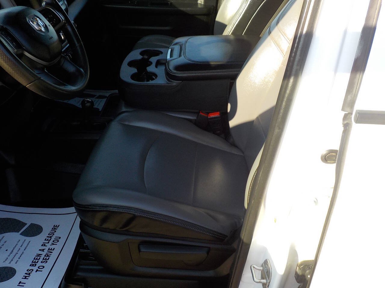 Used 2021 RAM 2500 Tradesman w/ Chrome Appearance Group AWD/4WD image 14