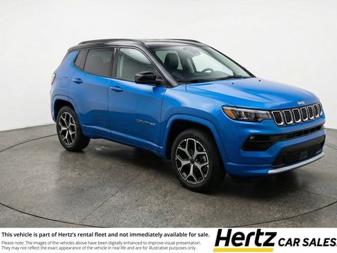 Used 2025 Jeep Compass Limited image 1