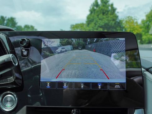 Used 2020 Chevrolet Corvette Stingray Premium Conv w/ 3LT Preferred Equipment Group RWD image 21