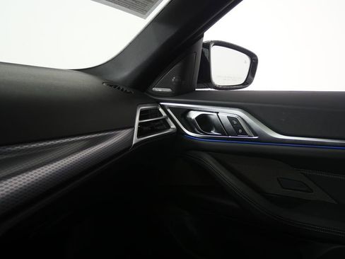Used 2025 BMW M440i image 25