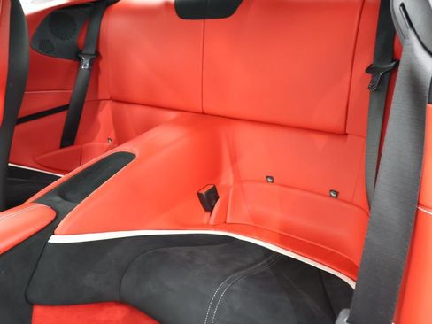 Used 2023 Ferrari Roma RWD image 14