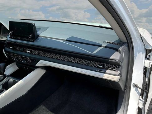 Used 2023 Honda Accord EX image 27