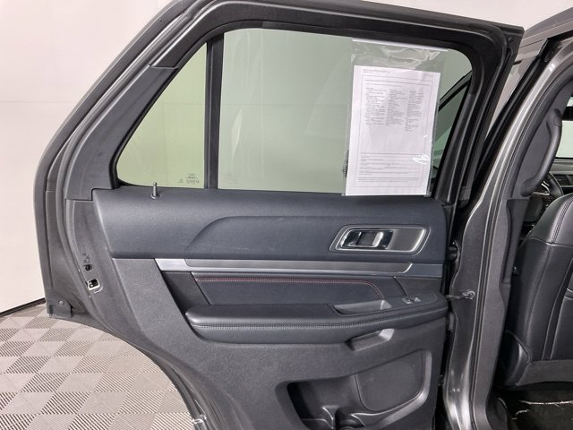 Used 2016 Ford Explorer Sport w/ Equipment Group 401A AWD/4WD image 28