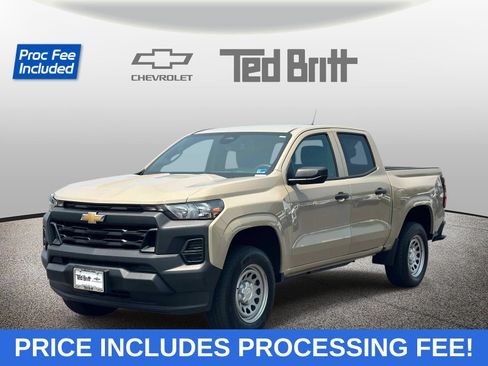 Used 2024 Chevrolet Colorado W/T RWD image 1