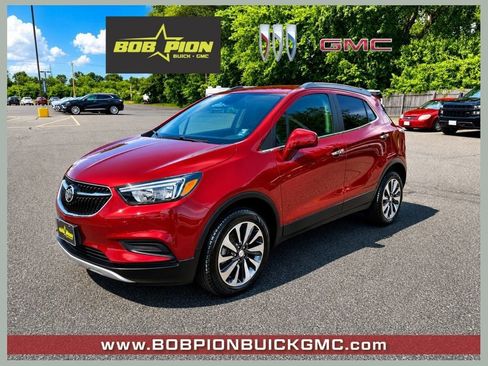 Used 2022 Buick Encore Preferred w/ Safety Package AWD/4WD image 1