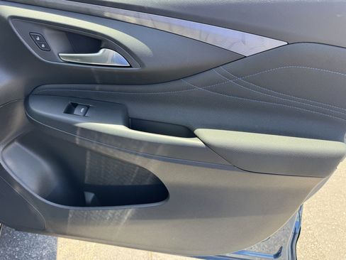 New 2026 Buick Envista Sport Touring w/ Convenience I Package FWD image 9