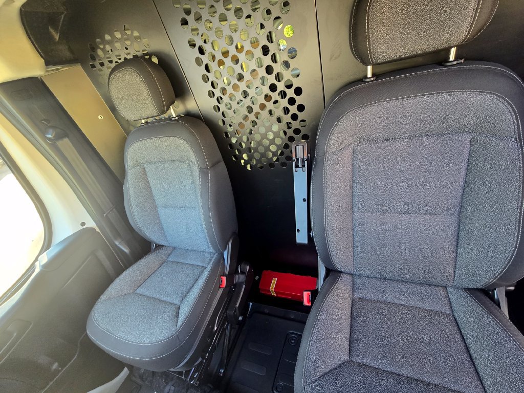 Used 2025 RAM ProMaster 2500 w/ U-Haul Equipment Group FWD image 15