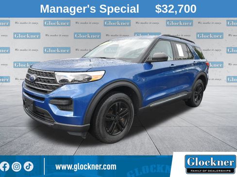 Used 2023 Ford Explorer XLT AWD/4WD image 1