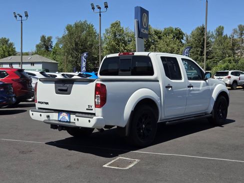 Used 2019 Nissan Frontier SV w/ Value Truck Package RWD image 5