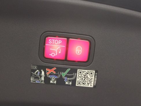 Used 2022 Mercedes-Benz AMG GT 53 image 42