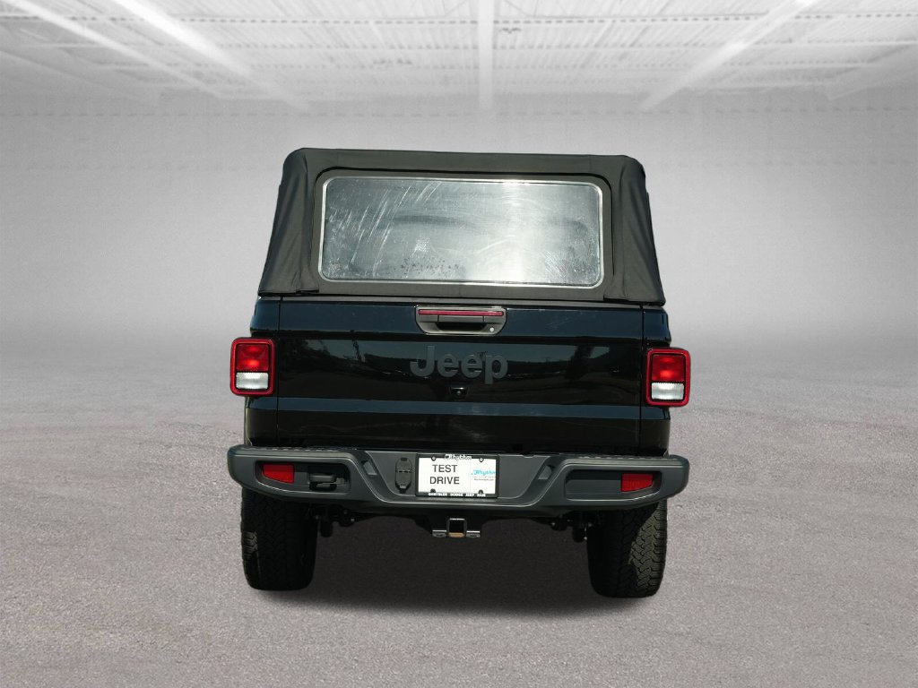 Used 2024 Jeep Gladiator Sport AWD/4WD image 8