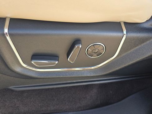 Used 2021 Ford Expedition Platinum image 14