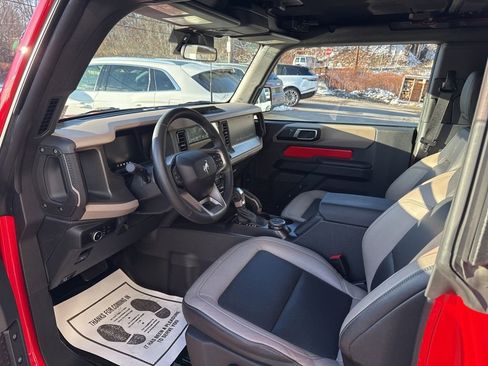 Used 2024 Ford Bronco Big Bend image 16