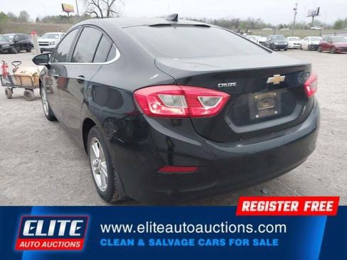 Used 2017 Chevrolet Cruze LT w/ Convenience Package FWD image 6