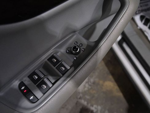 Used 2017 Audi Q7 3.0T Premium Plus image 20