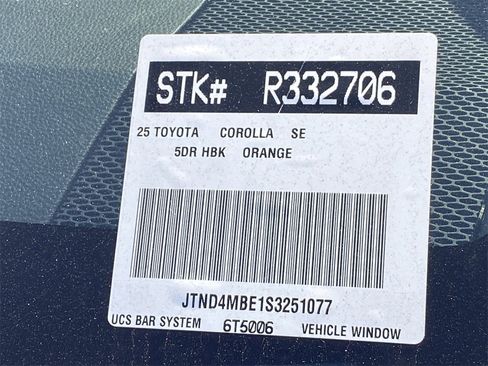 Certified 2025 Toyota Corolla SE image 36