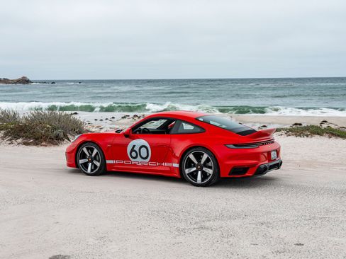 Used 2023 Porsche 911 Sport Classic RWD image 33