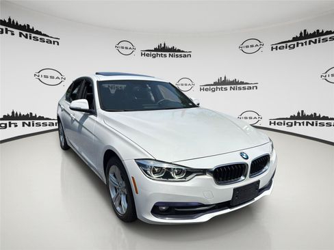 Used 2018 BMW 328d Sedan RWD image 8