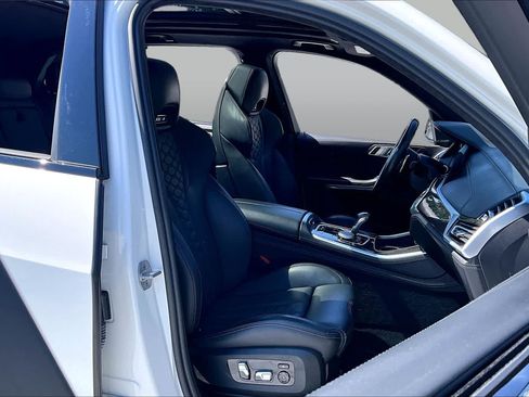 Used 2022 BMW X5 M w/ Executive Package AWD/4WD image 9