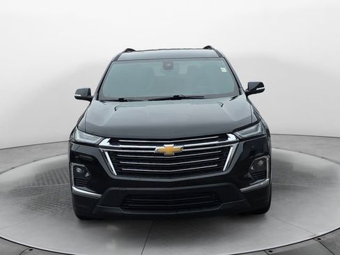 Used 2022 Chevrolet Traverse LT image 8