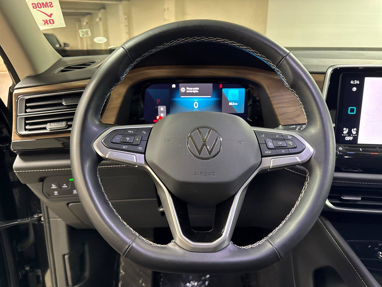 Used 2025 Volkswagen Atlas SE AWD/4WD image 22