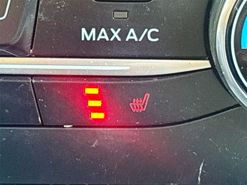 Used 2020 Ford EcoSport SE image 20