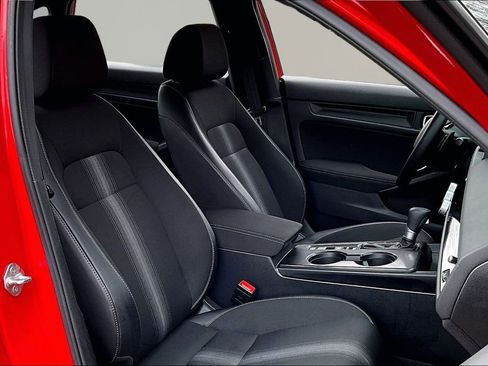 Certified 2025 Honda Civic Sport image 19