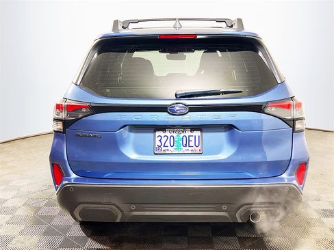 Certified 2025 Subaru Forester Limited image 7