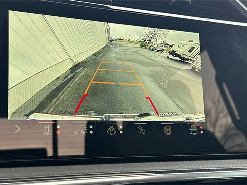 Used 2025 GMC Sierra 1500 Denali image 17