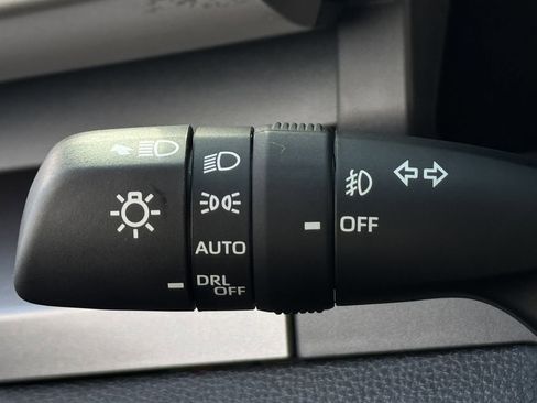 Used 2026 Toyota Tacoma TRD Sport AWD/4WD image 21