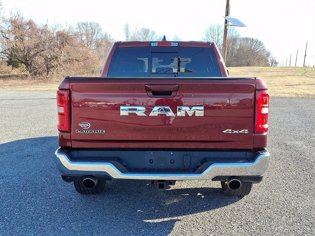 Used 2025 RAM 1500 Laramie AWD/4WD image 4