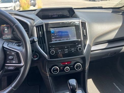 Used 2021 Subaru Crosstrek 2.0i Premium w/ Moonroof Package AWD/4WD image 8