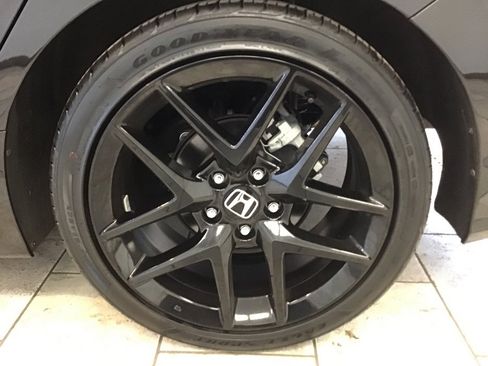 Used 2024 Honda Civic Sport image 23