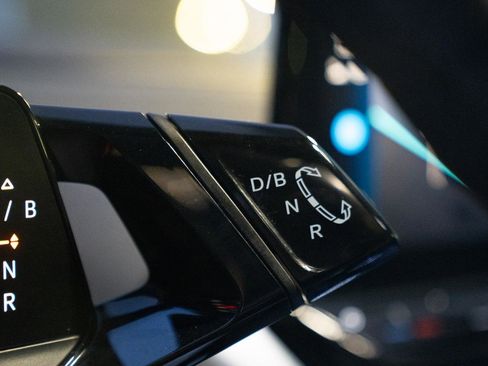 Used 2022 Volkswagen ID.4 Pro image 34