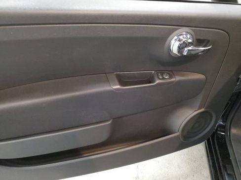 Used 2015 FIAT 500 Pop FWD image 10