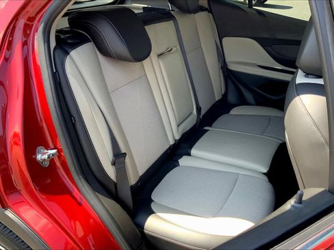 Used 2019 Buick Encore Preferred image 18